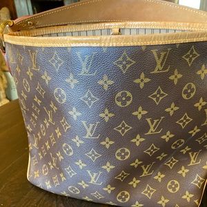 Authentic Louis Vuitton Delightful